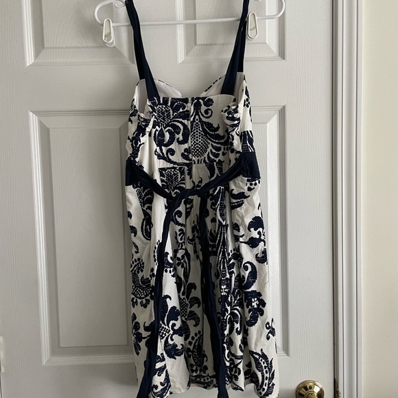 White and Navy tie can dress purchased at Macys - Picture 4 of 5